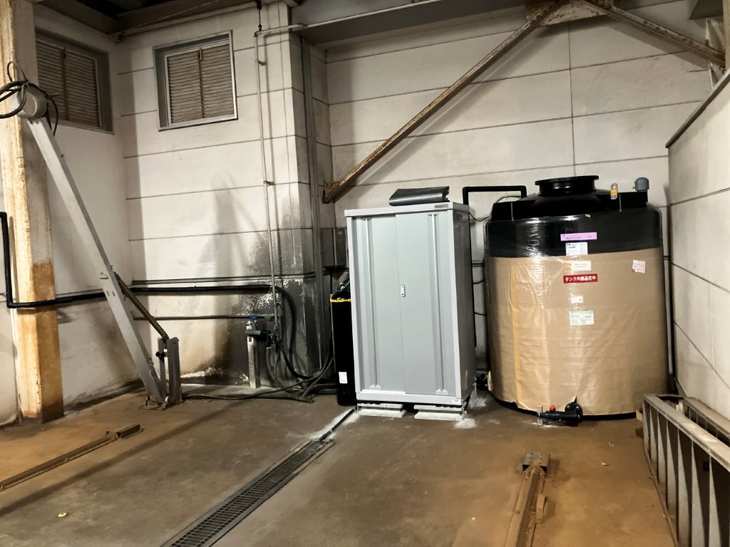 洗車機用純水器の設置工事｜熊本県 カーディーラー様_画像02