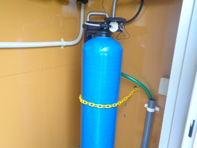 水道未通エリアでの井戸水活用。鉄分除去で配管の詰まり・設備リスクを解消｜愛知県 運送業者様_画像02